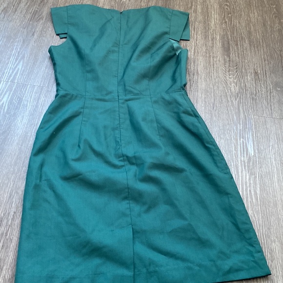 Green work dress - Picture 4 of 6